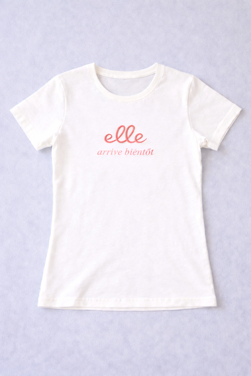 Tee-shirt Elle arrive bientôt